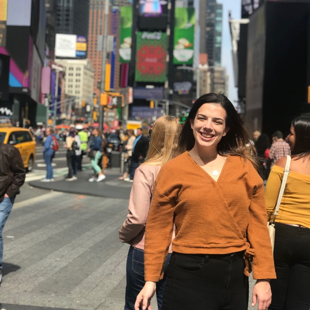 Meet your Posher, Tiffany